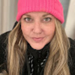 Meet your Posher, Carrie